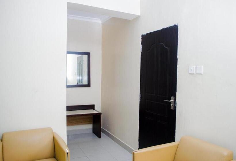 اتاق استاندارد سه نفره, Ports Line Hotel & Spa