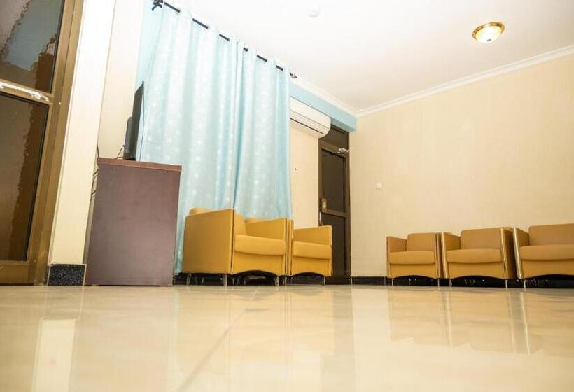 سوییت اجرایی, Ports Line Hotel & Spa