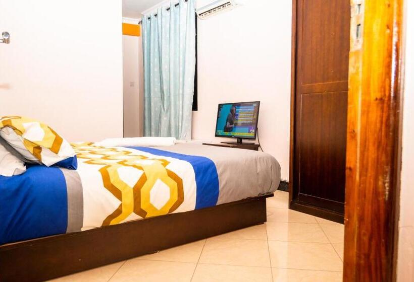 سوییت سوپریور, Ports Line Hotel & Spa