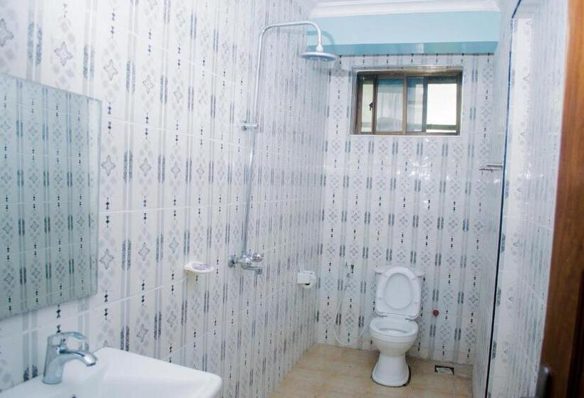 سوییت سوپریور, Ports Line Hotel & Spa