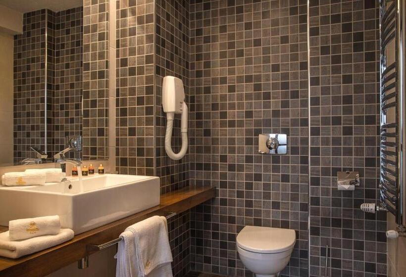 سوییت, Boutique Hotel Uniqato