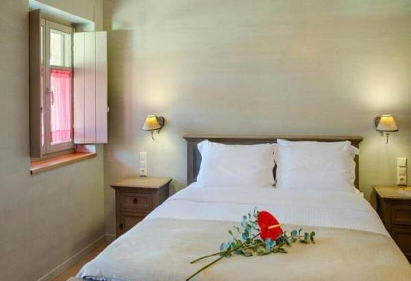 سوئیت جونیور با ماساژ آبی, Haones Suites