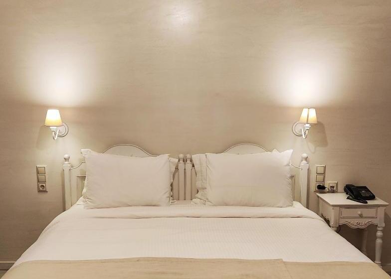 سوییت, Haones Suites