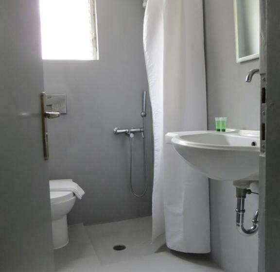 اتاق استاندارد, Leonidaion Guesthouse