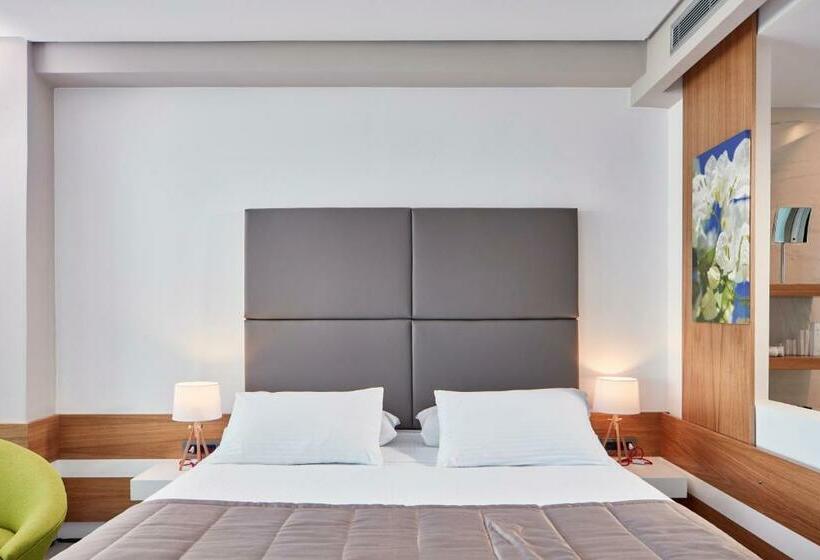 سوییت با چشم‌انداز دریا, Lesante Blu, a member of The Leading Hotels of the World