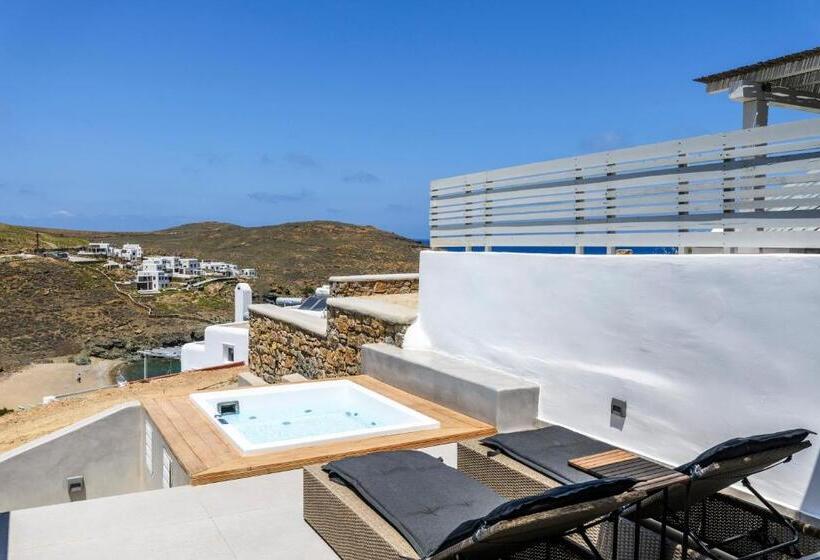 سوئیت با وان آب گرم, Sea Rock & Sky Private Mykonos Residence