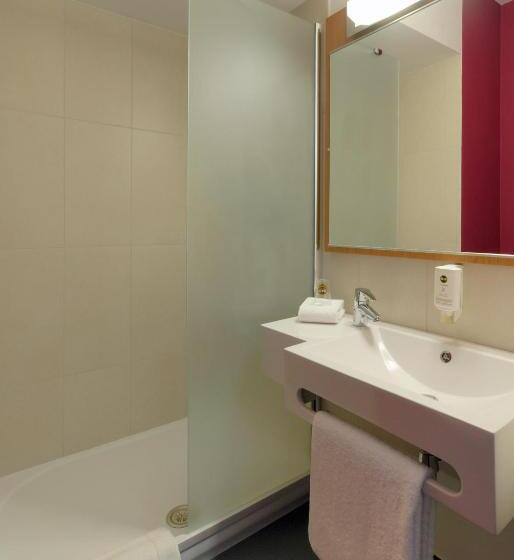اتاق استاندارد, B&b Hotel Prague City