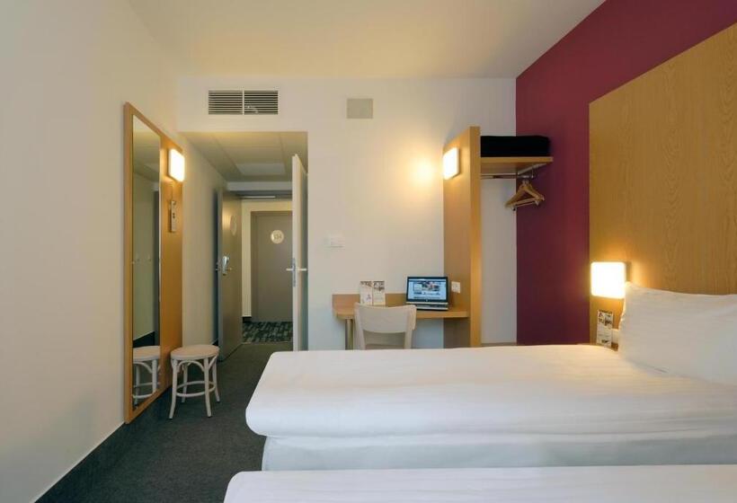 اتاق استاندارد, B&b Hotel Prague City
