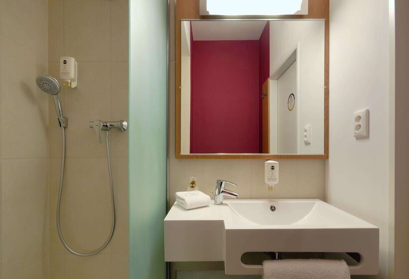 اتاق استاندارد, B&b Hotel Prague City