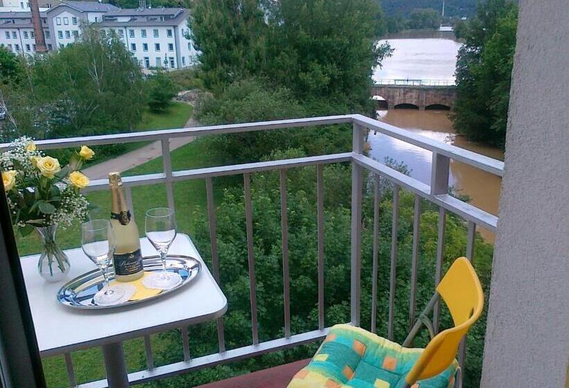 اتاق استاندارد با بالکن, Family Hotel Maxim