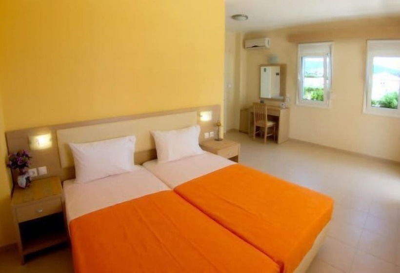اتاق استاندارد در طبقه همکف, Decauville