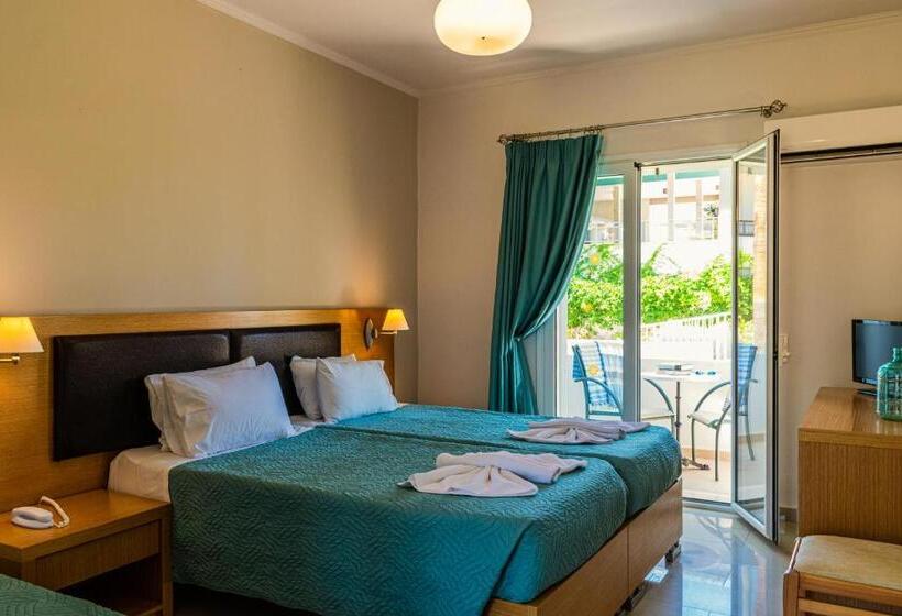 اتاق استاندارد سه نفره, Denny S Inn