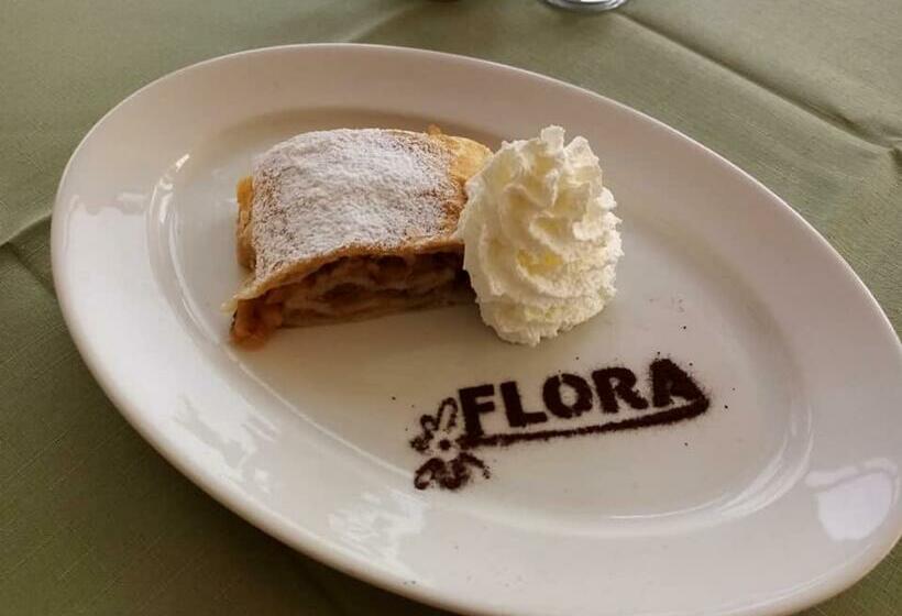 اتاق استاندارد سه نفره, Flora