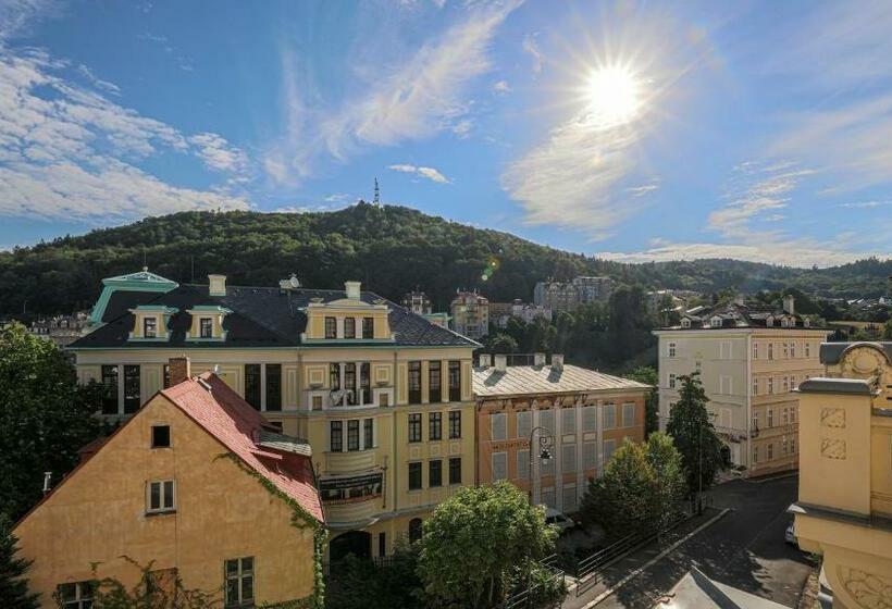 سوییت سوپریور, Luxury Spa Hotel Olympic Palace