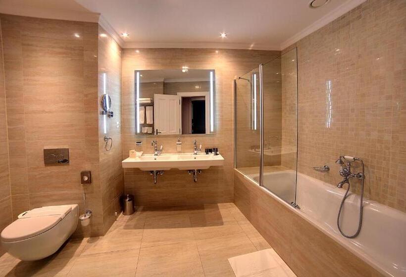 سوییت, Luxury Spa Hotel Olympic Palace