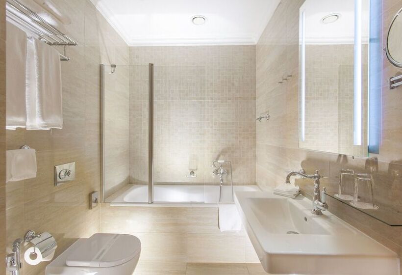 سوییت, Luxury Spa Hotel Olympic Palace