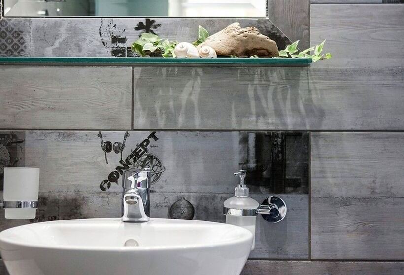 سوییت خانوادگی, Luxury Villa Fotini
