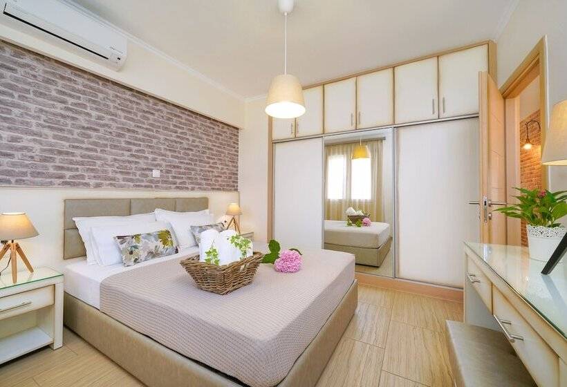سوییت خانوادگی, Luxury Villa Fotini