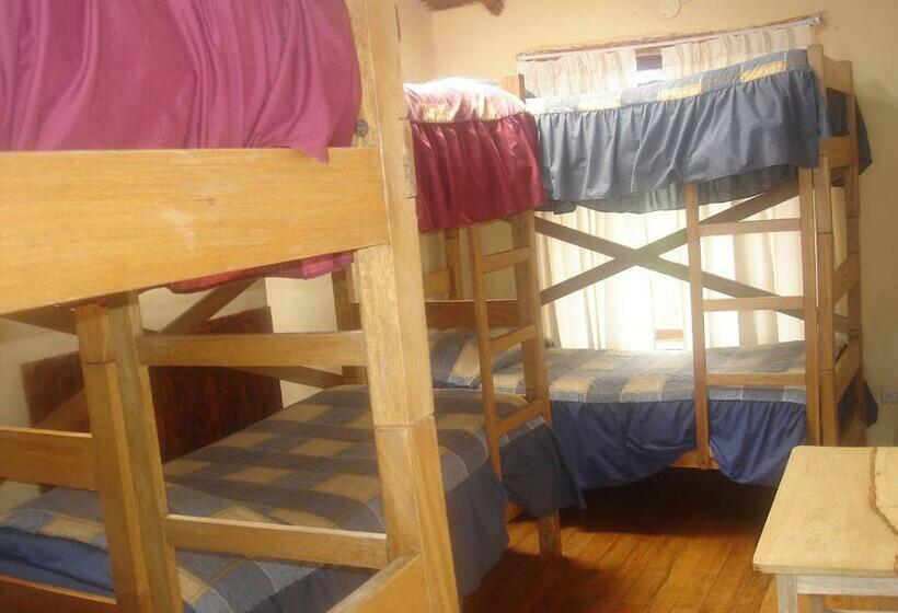 تختخواب در اتاق مشترک, Samay Wasi Hostel I