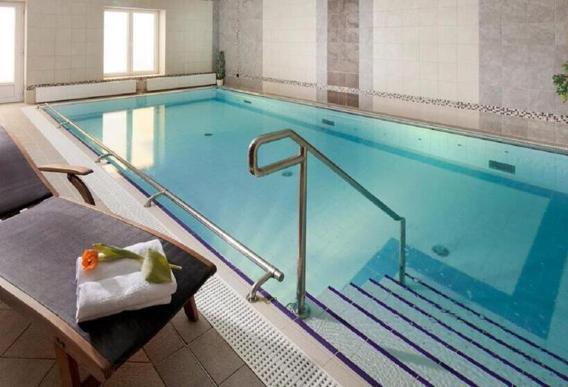 اتاق استاندارد, Savoy Spa & Kur