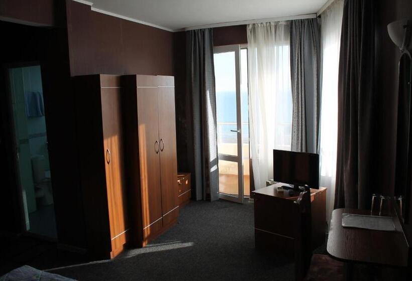 اتاق استاندارد با چشم‌انداز دریا, Family Hotel Lazuren Briag