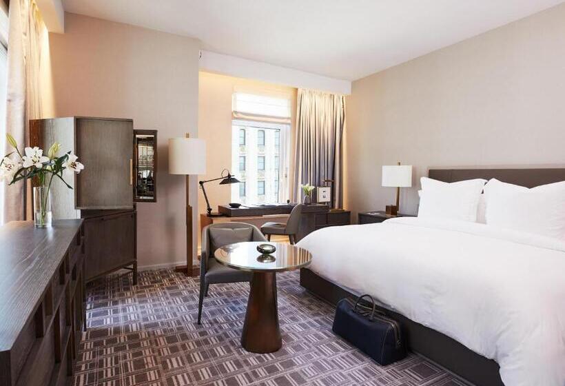 اتاق استاندارد با تخت بزرگ, Four Seasons Hotel New York Downtown