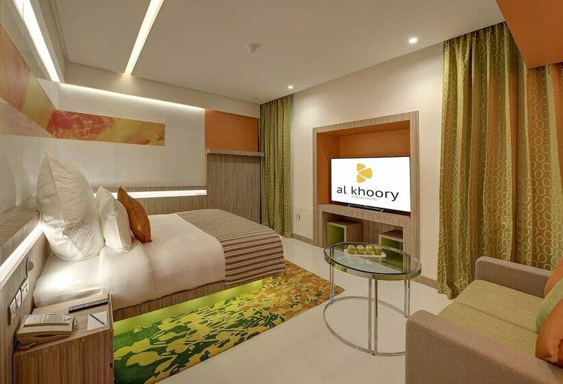 اتاق کلاب, Al Khoory Atrium