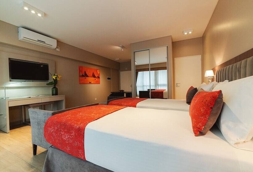 استودیوی استاندارد, Arc Arenales Studios & Suites