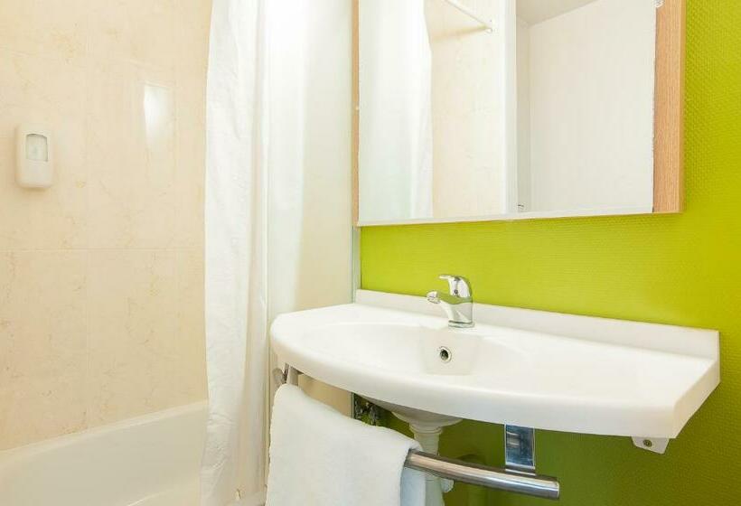 اتاق استاندارد چهار تخته, B&b Hotel Bordeaux Lac Sur Bruges