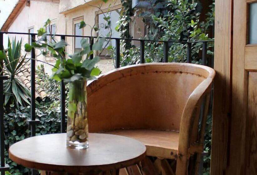 اتاق استاندارد, Casa Abierta