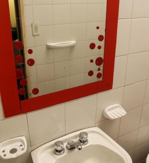 Economy Quadruple Room, Casi Guemes