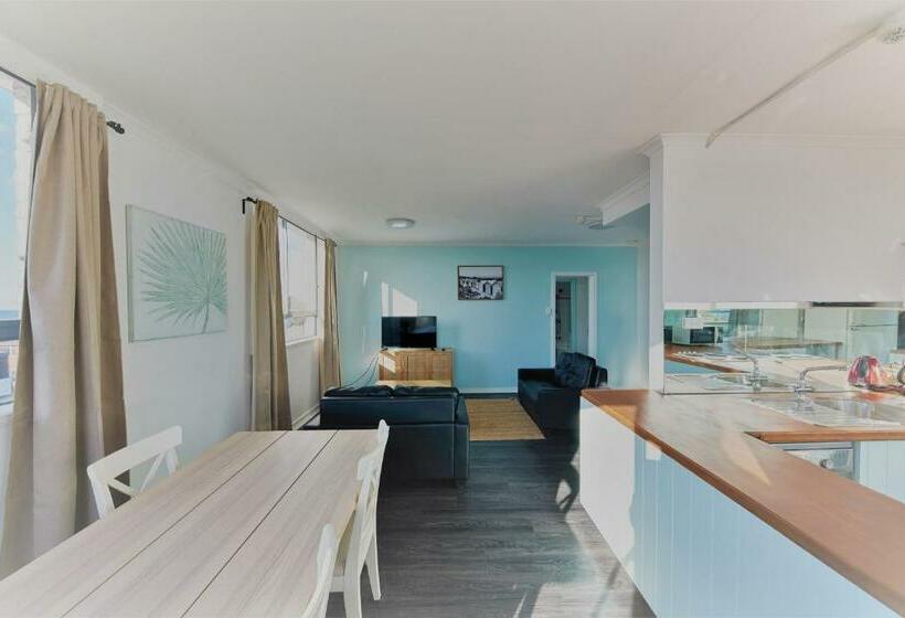 سوئیت 2 خوابه, Little Coogee