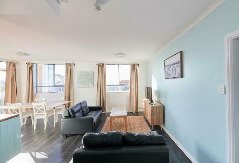 سوئیت 2 خوابه, Little Coogee