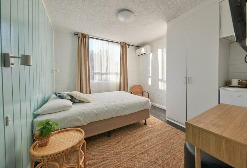 اتاق استاندارد, Little Coogee