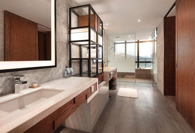 سوییت خانوادگی, Crowne Plaza Ningbo Xiangshan Sea View By Ihg