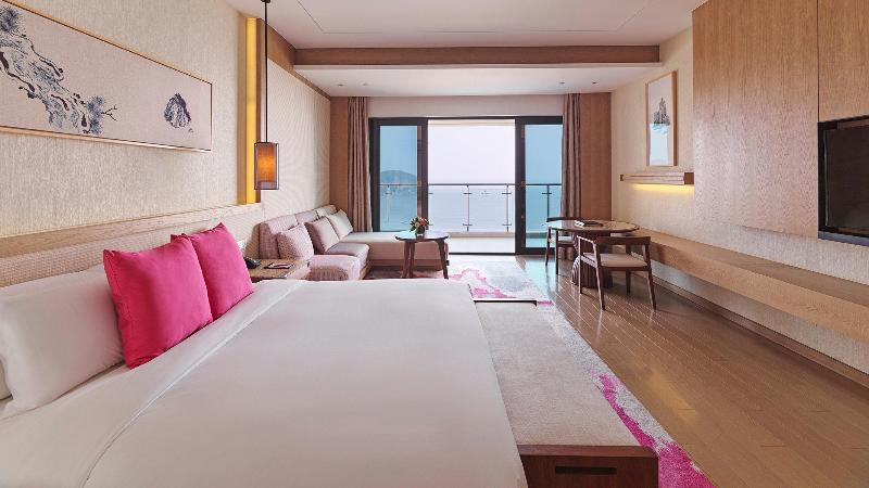 اتاق پرمیوم با چشم‌انداز دریا, Crowne Plaza Ningbo Xiangshan Sea View By Ihg