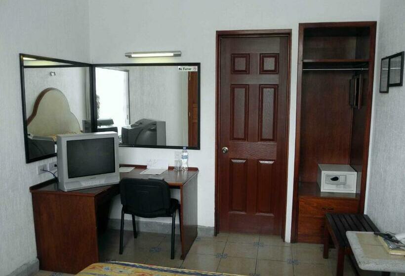 اتاق استاندارد با تخت بزرگ, Fenix