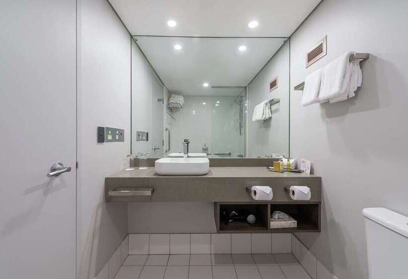 اتاق استاندارد با چشم‌انداز کوهستان, Hilton Sanqingshan Resort