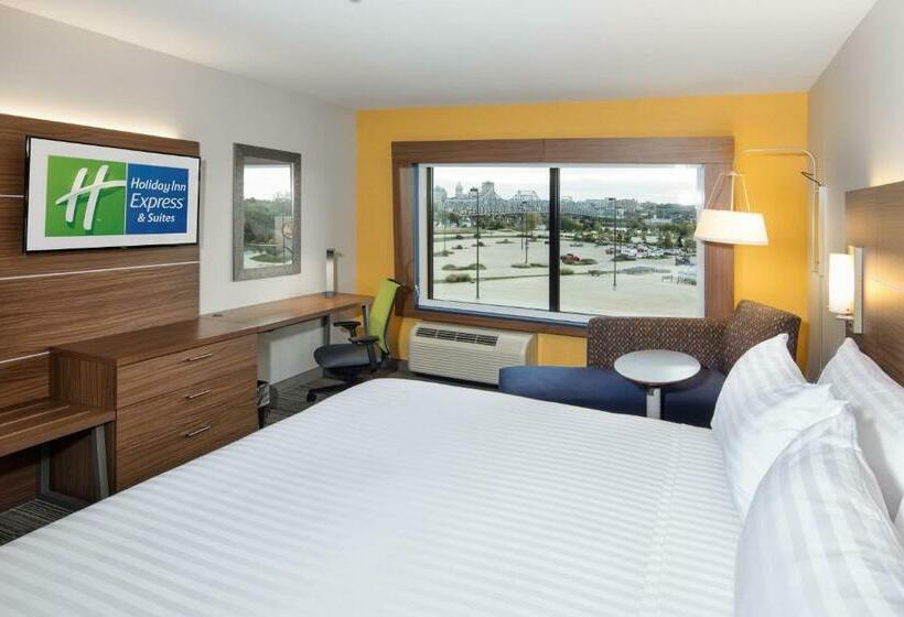 اتاق استاندارد با تخت بزرگ برای معلولان, Holiday Inn Express East Peoria   Riverfront, An Ihg