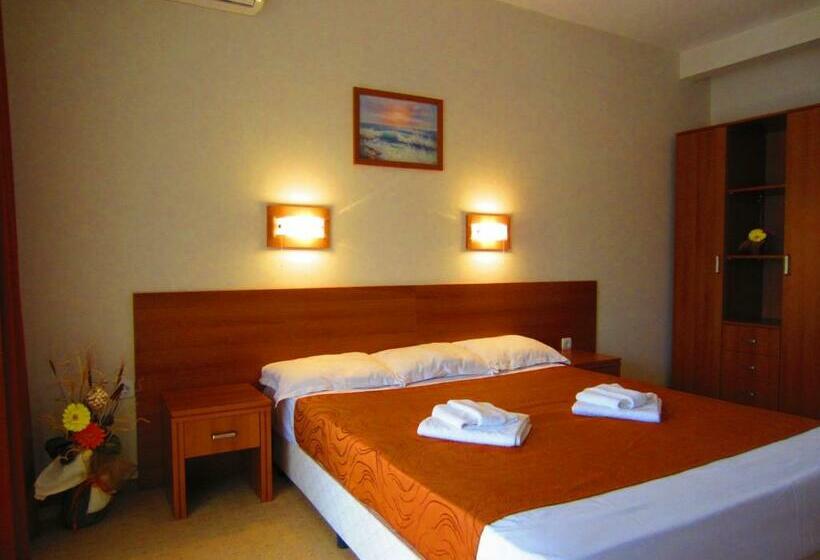 سوییت, Liani  All Inclusive