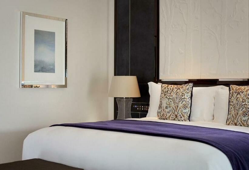 اتاق لوکس با تخت بزرگ, The Ritzcarlton, Astana