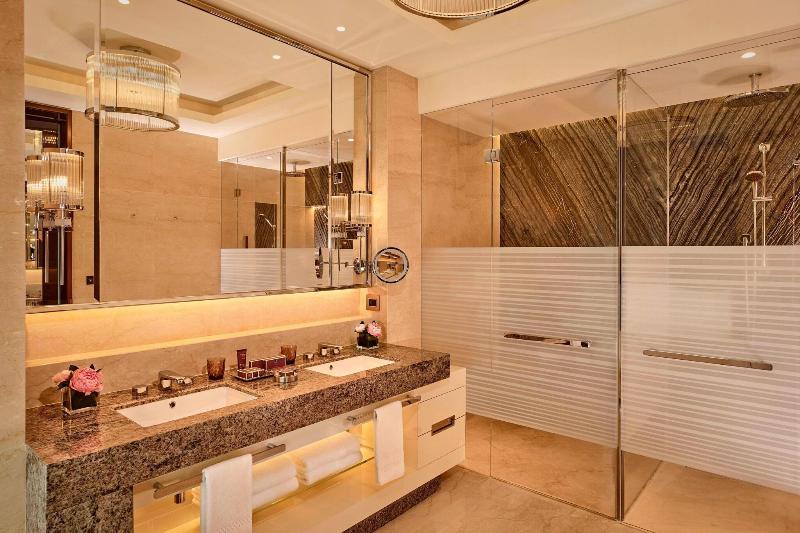 اتاق کلاب, The Ritzcarlton, Astana