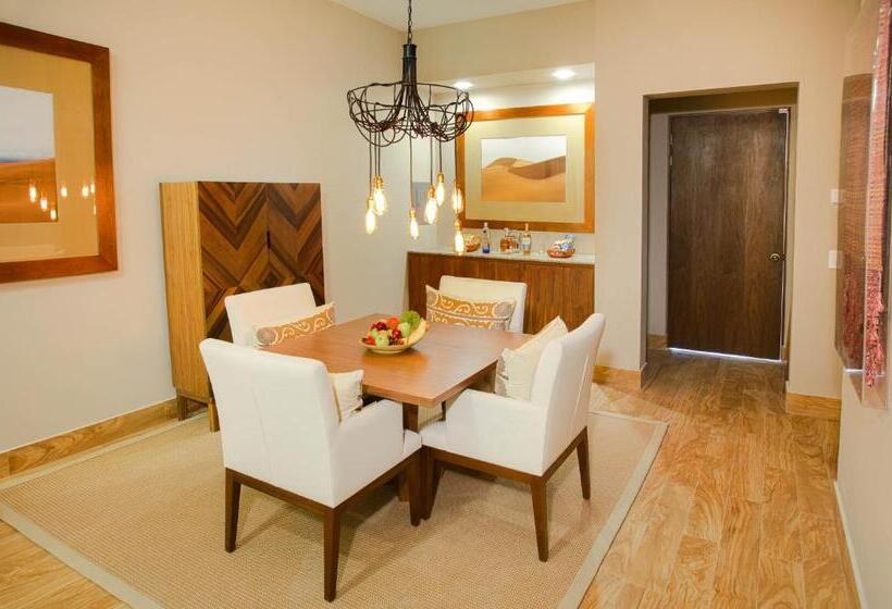 سوییت با استخر, The Towers At Pueblo Bonito Pacifica   All Inclusive   Adults Only