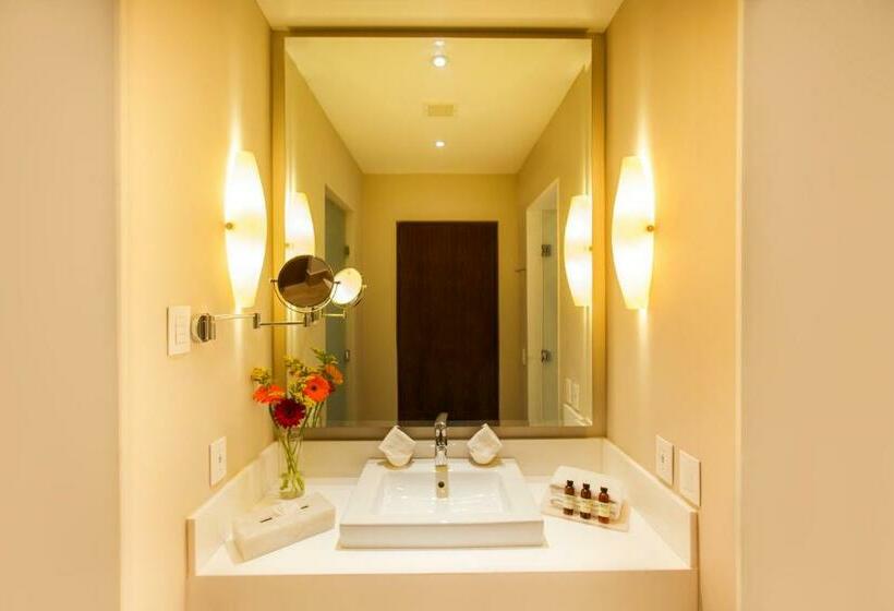 اتاق لوکس با چشم‌انداز دریا, The Towers At Pueblo Bonito Pacifica   All Inclusive   Adults Only