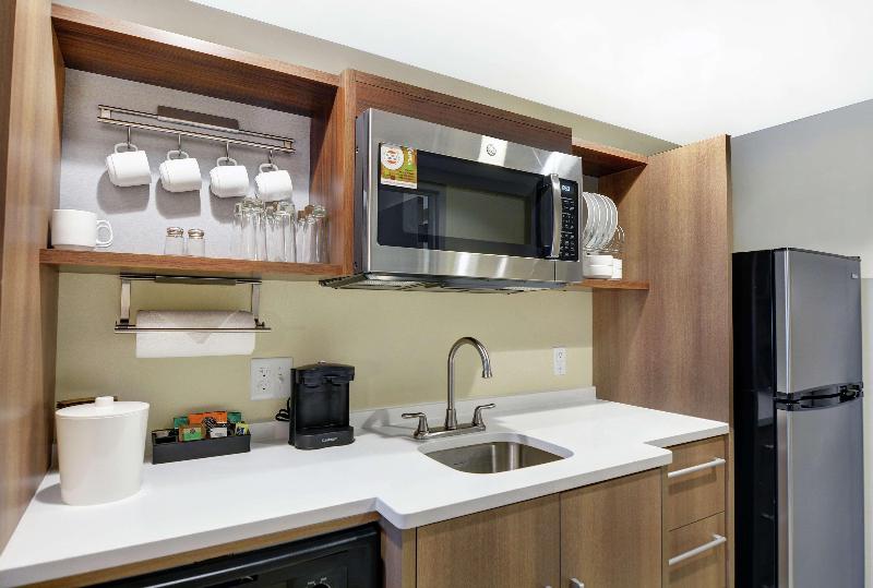 سوئیت 2 خوابه, Towneplace Suites By Marriott Gillette