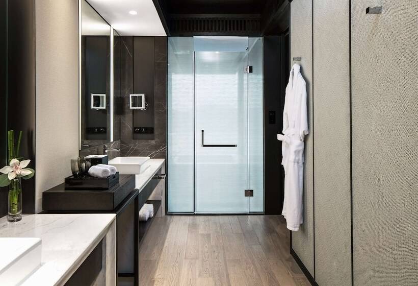 اتاق عادی با تخت دوبل, Hilton Ningbo Dongqian Lake