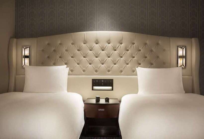 اتاق استاندارد با چشم‌انداز دریاچه, Hilton Ningbo Dongqian Lake