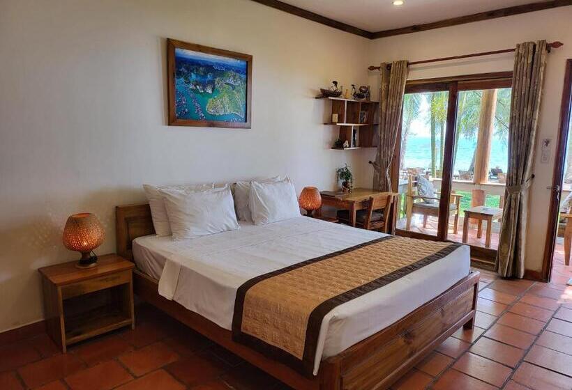 بانگلوی استاندارد, Ancarine Beach Resort
