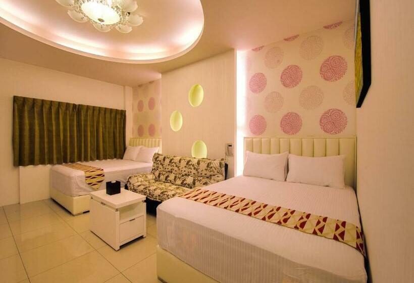 اتاق استاندارد, Easy Home Stay