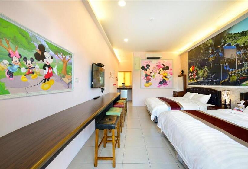 سوئیت جونیور خانوادگی, Jinge Guest House 集集金格民宿電動車充電站